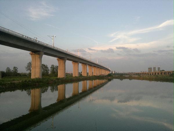 成渝鐵路采用松夏<a href='http://www.brandnew-swimwear.com/' target='_blank'><u>空氣彈簧</u></a>